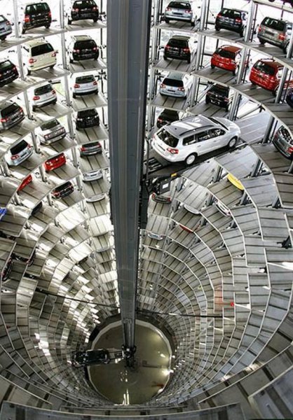 İşte Volkswagen ürettiği arabaları bu yapıda saklıyor!