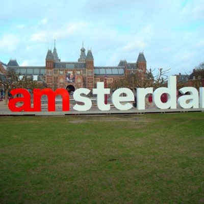 i amsterdam.jpg