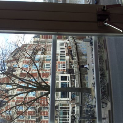 Amsterdam Güllüoğlu baklavacısının penceresinden -2